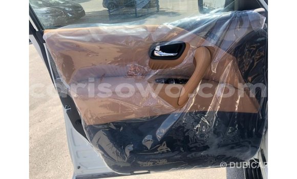 Ra Imported Nissan Patrol funfun Ọkọ̀ in Import - Dubai ni Benin Ra Imported Nissan Patrol funfun Ọkọ̀ in Import - Dubai ni Benin