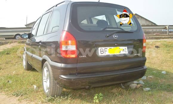 Acheter Occasion Voiture Opel Zafira Noir à Cotonou, Benin Acheter Occasion Voiture Opel Zafira Noir à Cotonou, Benin