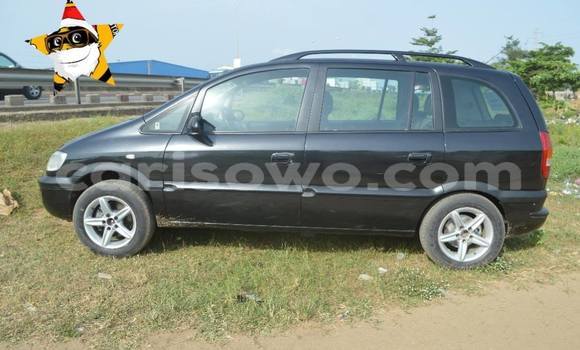 Acheter Occasion Voiture Opel Zafira Noir à Cotonou, Benin Acheter Occasion Voiture Opel Zafira Noir à Cotonou, Benin