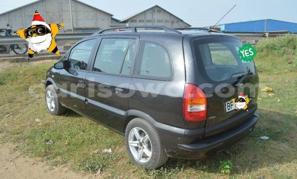 Acheter Occasion Voiture Opel Zafira Noir à Cotonou, Benin Acheter Occasion Voiture Opel Zafira Noir à Cotonou, Benin