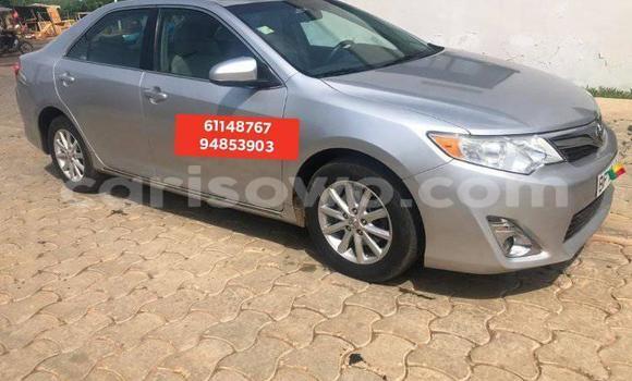 Ra Àlòkù Toyota Camry Silver Ọkọ̀ in Cotonou ni Benin Ra Àlòkù Toyota Camry Silver Ọkọ̀ in Cotonou ni Benin