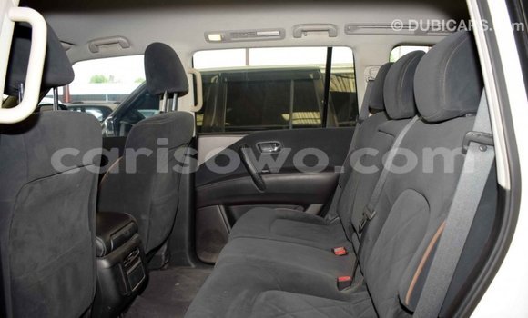 Ra Imported Nissan Patrol funfun Ọkọ̀ in Import - Dubai ni Benin Ra Imported Nissan Patrol funfun Ọkọ̀ in Import - Dubai ni Benin