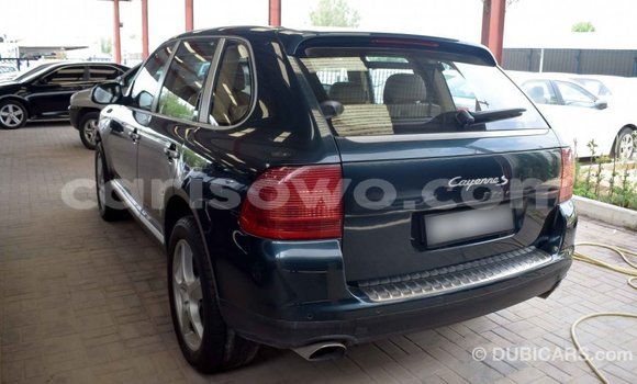 Ra Imported Porsche Cayenne Alawọ ewe Ọkọ̀ in Import - Dubai ni Benin Ra Imported Porsche Cayenne Alawọ ewe Ọkọ̀ in Import - Dubai ni Benin