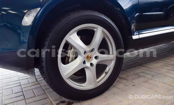 Sayi Imported Porsche Cayenne Green Mota in Import - Dubai a Benin