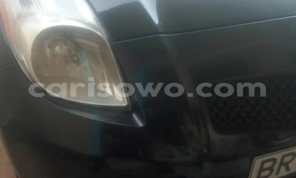 Sayi Na hannu Toyota Yaris Black Mota in Cotonou a Benin Sayi Na hannu Toyota Yaris Black Mota in Cotonou a Benin