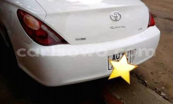Sayi Na hannu Toyota Solara White Mota in Cotonou a Benin Sayi Na hannu Toyota Solara White Mota in Cotonou a Benin