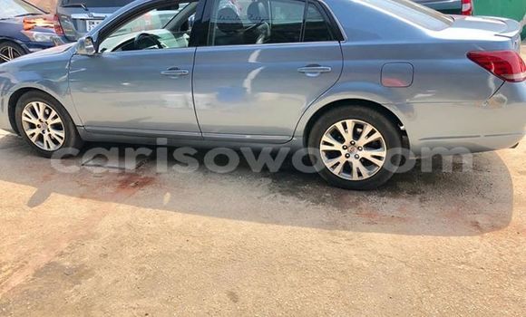 Sayi Na hannu Toyota Avalon Blue Mota in Cotonou a Benin Sayi Na hannu Toyota Avalon Blue Mota in Cotonou a Benin