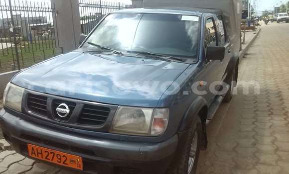 Sayi Na hannu Nissan Hardbody Blue Mota in Cotonou a Benin Sayi Na hannu Nissan Hardbody Blue Mota in Cotonou a Benin