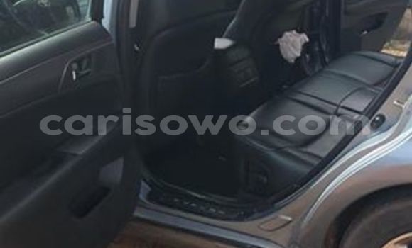 Buy Used Toyota Avalon Blue Car in Cotonou in Benign Buy Used Toyota Avalon Blue Car in Cotonou in Benign