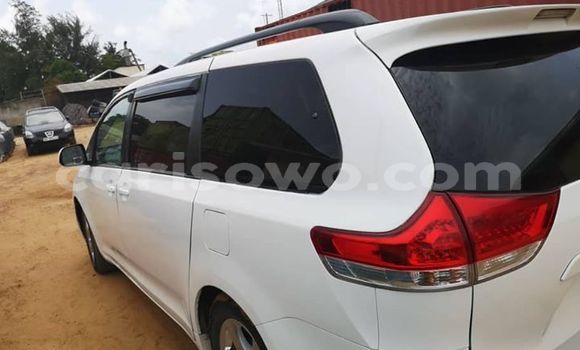 Buy Used Toyota Sienna White Car in Cotonou in Benign Buy Used Toyota Sienna White Car in Cotonou in Benign
