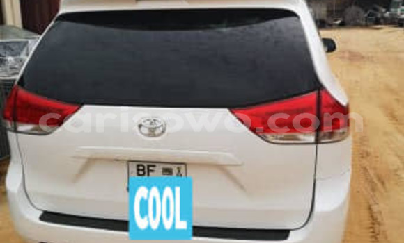 Buy Used Toyota Sienna White Car in Cotonou in Benign Buy Used Toyota Sienna White Car in Cotonou in Benign