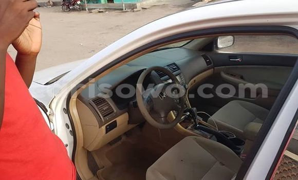 Buy Used Honda Accord White Car in Cotonou in Benign Buy Used Honda Accord White Car in Cotonou in Benign