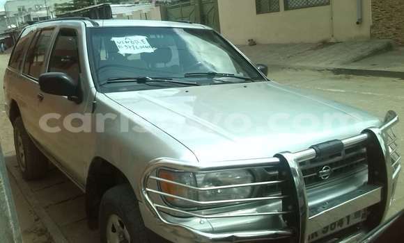 Buy Used Nissan Pathfinder Silver Car in Cotonou in Benign Buy Used Nissan Pathfinder Silver Car in Cotonou in Benign