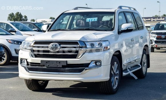 Buy Import Toyota Land Cruiser White Car in Import - Dubai in Benign Buy Import Toyota Land Cruiser White Car in Import - Dubai in Benign