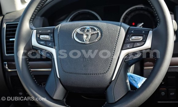 Buy Import Toyota Land Cruiser White Car in Import - Dubai in Benign Buy Import Toyota Land Cruiser White Car in Import - Dubai in Benign