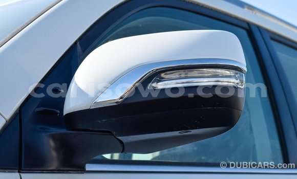 Buy Import Toyota Land Cruiser White Car in Import - Dubai in Benign Buy Import Toyota Land Cruiser White Car in Import - Dubai in Benign