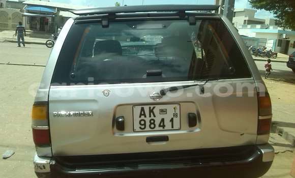 Buy Used Nissan Pathfinder Silver Car in Cotonou in Benign Buy Used Nissan Pathfinder Silver Car in Cotonou in Benign