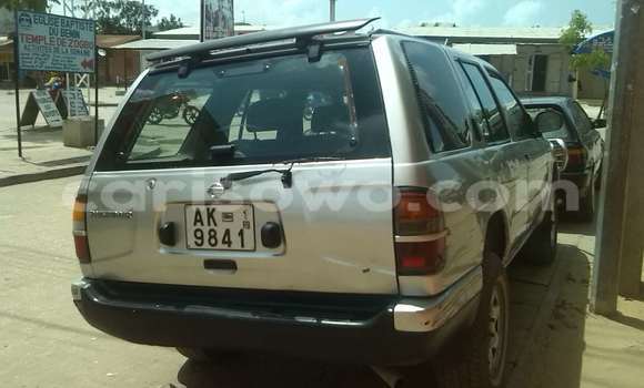 Buy Used Nissan Pathfinder Silver Car in Cotonou in Benign Buy Used Nissan Pathfinder Silver Car in Cotonou in Benign