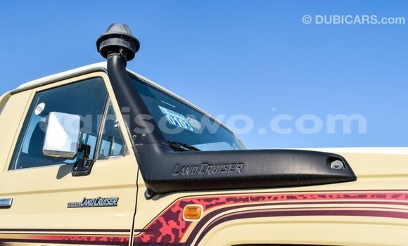 Ra Imported Toyota Land Cruiser Alagara Ọkọ̀ in Import - Dubai ni Benin Ra Imported Toyota Land Cruiser Alagara Ọkọ̀ in Import - Dubai ni Benin