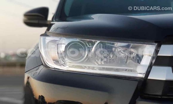 Sayi Imported Toyota Highlander Black Mota in Import - Dubai a Benin Sayi Imported Toyota Highlander Black Mota in Import - Dubai a Benin