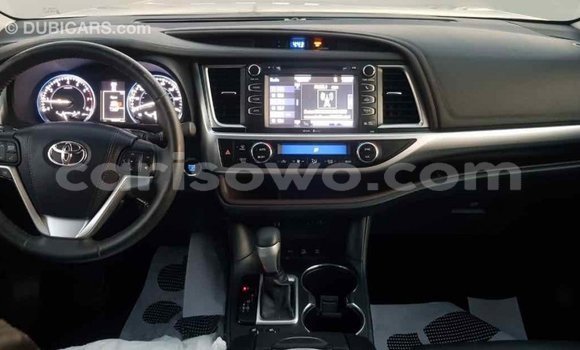 Sayi Imported Toyota Highlander Black Mota in Import - Dubai a Benin Sayi Imported Toyota Highlander Black Mota in Import - Dubai a Benin