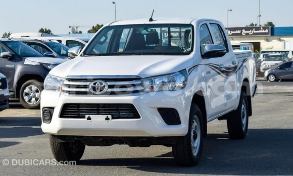 Ra Imported Toyota Hilux funfun Ọkọ̀ in Import - Dubai ni Benin Ra Imported Toyota Hilux funfun Ọkọ̀ in Import - Dubai ni Benin