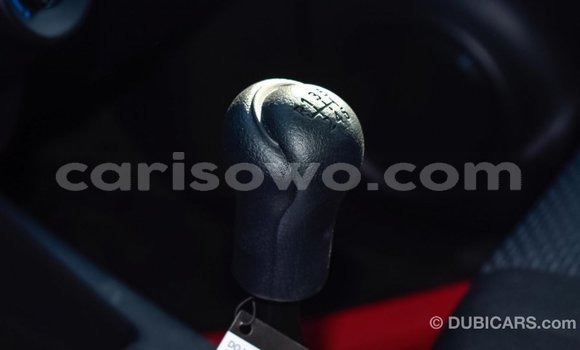 Ra Imported Toyota Hilux funfun Ọkọ̀ in Import - Dubai ni Benin Ra Imported Toyota Hilux funfun Ọkọ̀ in Import - Dubai ni Benin