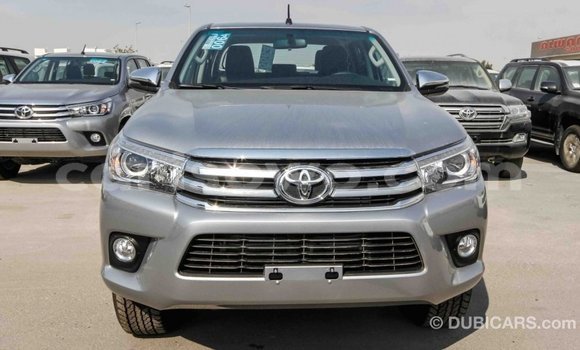 Sayi Imported Toyota Hilux Sauran Mota in Import - Dubai a Benin Sayi Imported Toyota Hilux Sauran Mota in Import - Dubai a Benin
