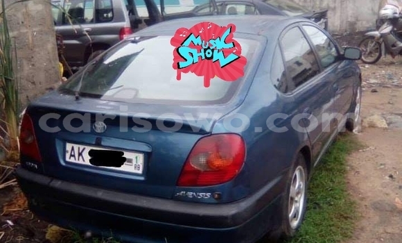 Ra Àlòkù Toyota Avensis Blue Ọkọ̀ in Cotonou ni Benin Ra Àlòkù Toyota Avensis Blue Ọkọ̀ in Cotonou ni Benin