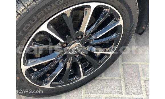 Acheter Import Voiture Hyundai Elantra Noir à Import - Dubai, Benin Acheter Import Voiture Hyundai Elantra Noir à Import - Dubai, Benin