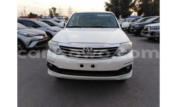 Ra Imported Toyota Fortuner funfun Ọkọ̀ in Import - Dubai ni Benin Ra Imported Toyota Fortuner funfun Ọkọ̀ in Import - Dubai ni Benin