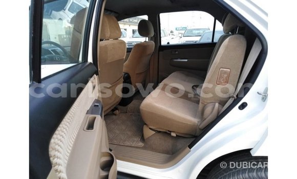 Ra Imported Toyota Fortuner funfun Ọkọ̀ in Import - Dubai ni Benin Ra Imported Toyota Fortuner funfun Ọkọ̀ in Import - Dubai ni Benin