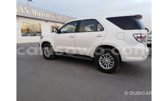 Ra Imported Toyota Fortuner funfun Ọkọ̀ in Import - Dubai ni Benin Ra Imported Toyota Fortuner funfun Ọkọ̀ in Import - Dubai ni Benin