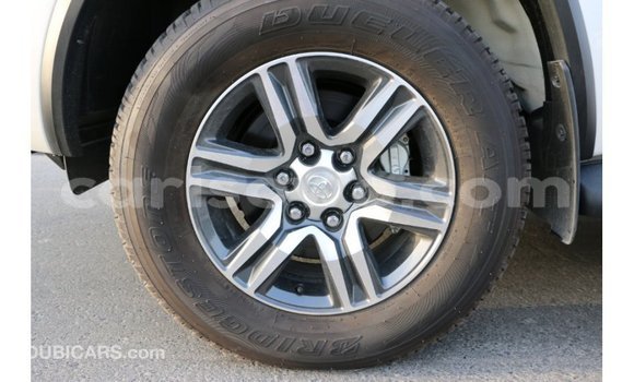 Sayi Imported Toyota Fortuner Black Mota in Import - Dubai a Benin Sayi Imported Toyota Fortuner Black Mota in Import - Dubai a Benin