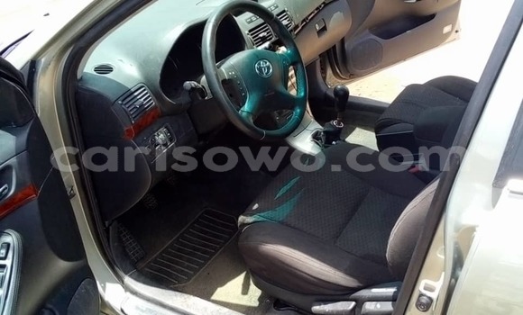 Ra Àlòkù Toyota Avensis Silver Ọkọ̀ in Cotonou ni Benin Ra Àlòkù Toyota Avensis Silver Ọkọ̀ in Cotonou ni Benin
