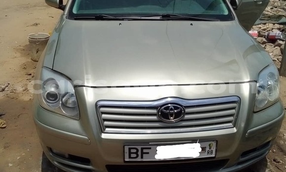 Ra Àlòkù Toyota Avensis Silver Ọkọ̀ in Cotonou ni Benin Ra Àlòkù Toyota Avensis Silver Ọkọ̀ in Cotonou ni Benin
