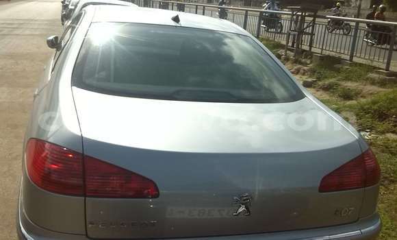 Acheter Occasion Voiture Peugeot 607 Gris à Cotonou, Benin Acheter Occasion Voiture Peugeot 607 Gris à Cotonou, Benin