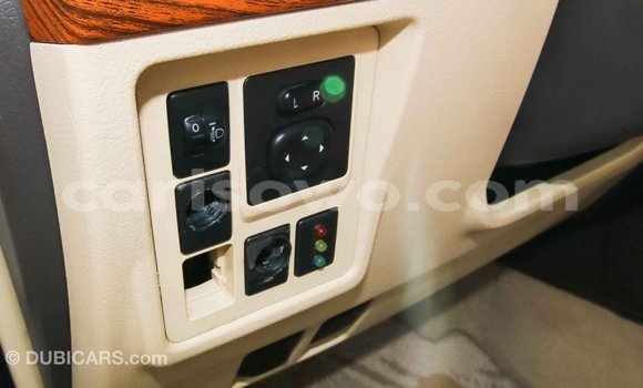Sayi Imported Toyota Prado White Mota in Import - Dubai a Benin Sayi Imported Toyota Prado White Mota in Import - Dubai a Benin