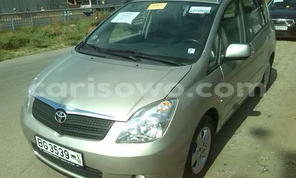 Acheter Occasion Voiture Toyota Corolla Marron à Cotonou, Benin Acheter Occasion Voiture Toyota Corolla Marron à Cotonou, Benin