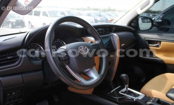 Ra Imported Toyota Fortuner funfun Ọkọ̀ in Import - Dubai ni Benin Ra Imported Toyota Fortuner funfun Ọkọ̀ in Import - Dubai ni Benin