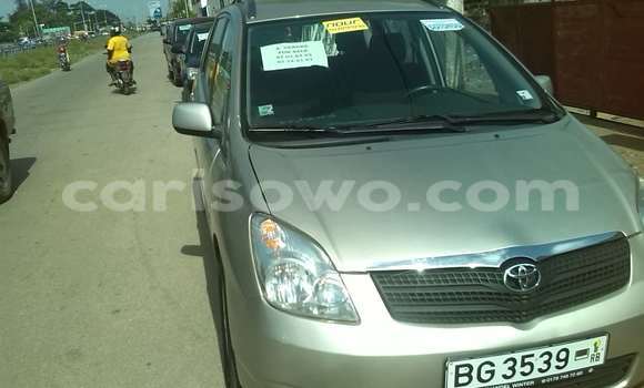 Acheter Occasion Voiture Toyota Corolla Marron à Cotonou, Benin Acheter Occasion Voiture Toyota Corolla Marron à Cotonou, Benin