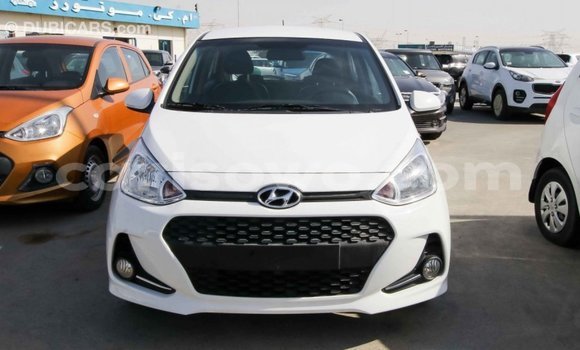 Acheter Import Voiture Hyundai i10 Blanc à Import - Dubai, Benin Acheter Import Voiture Hyundai i10 Blanc à Import - Dubai, Benin
