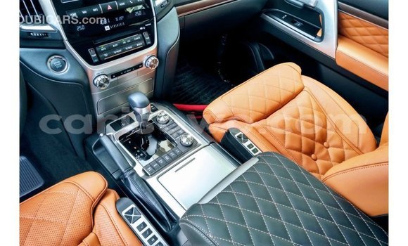 Sayi Imported Toyota Land Cruiser Black Mota in Import - Dubai a Benin Sayi Imported Toyota Land Cruiser Black Mota in Import - Dubai a Benin