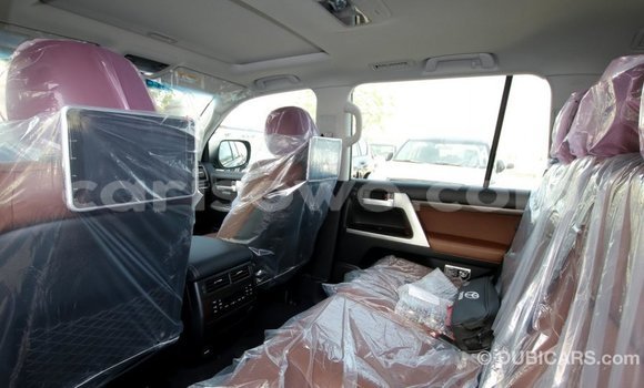 Ra Imported Toyota Land Cruiser Black Ọkọ̀ in Import - Dubai ni Benin Ra Imported Toyota Land Cruiser Black Ọkọ̀ in Import - Dubai ni Benin