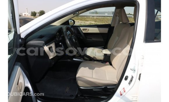 Sayi Imported Toyota DA White Babbar mota in Import - Dubai a Benin