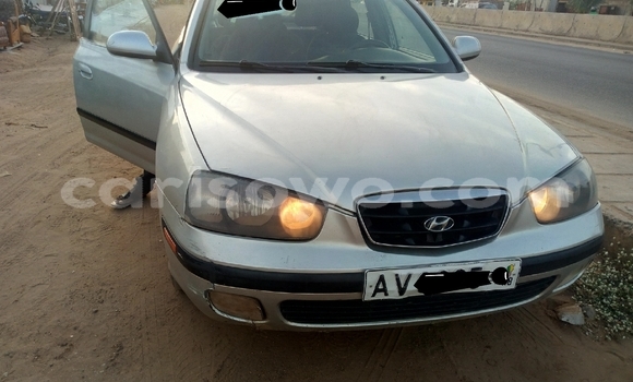 Sayi Na hannu Hyundai Elantra Azurfa Mota in Cotonou a Benin Sayi Na hannu Hyundai Elantra Azurfa Mota in Cotonou a Benin
