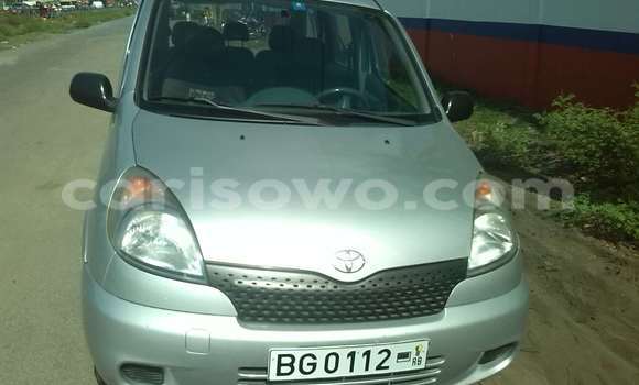 Acheter Occasion Voiture Toyota Yaris Gris à Cotonou, Benin Acheter Occasion Voiture Toyota Yaris Gris à Cotonou, Benin