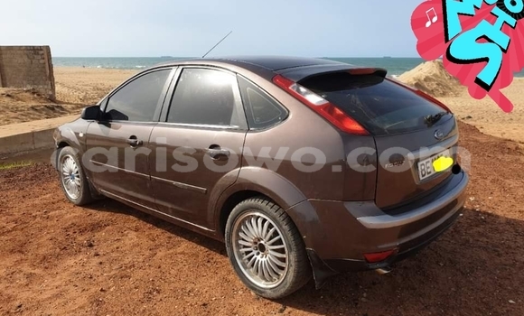 Acheter Occasion Voiture Ford Focus Marron à Cotonou, Benin Acheter Occasion Voiture Ford Focus Marron à Cotonou, Benin