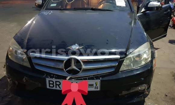 Acheter Occasion Voiture Mercedes-Benz 300–Series Noir à Cotonou, Benin Acheter Occasion Voiture Mercedes-Benz 300–Series Noir à Cotonou, Benin