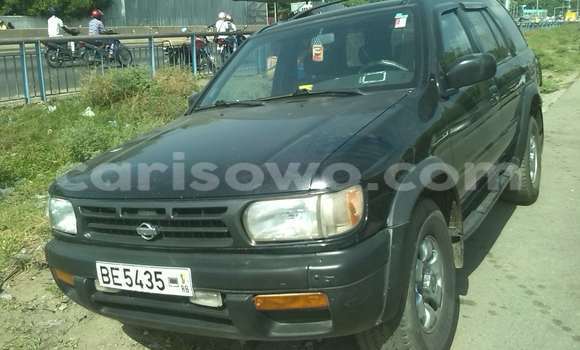 Acheter Occasion Voiture Nissan Pathfinder Noir à Cotonou, Benin Acheter Occasion Voiture Nissan Pathfinder Noir à Cotonou, Benin